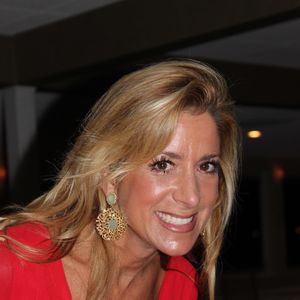 Meet your Posher, Lia